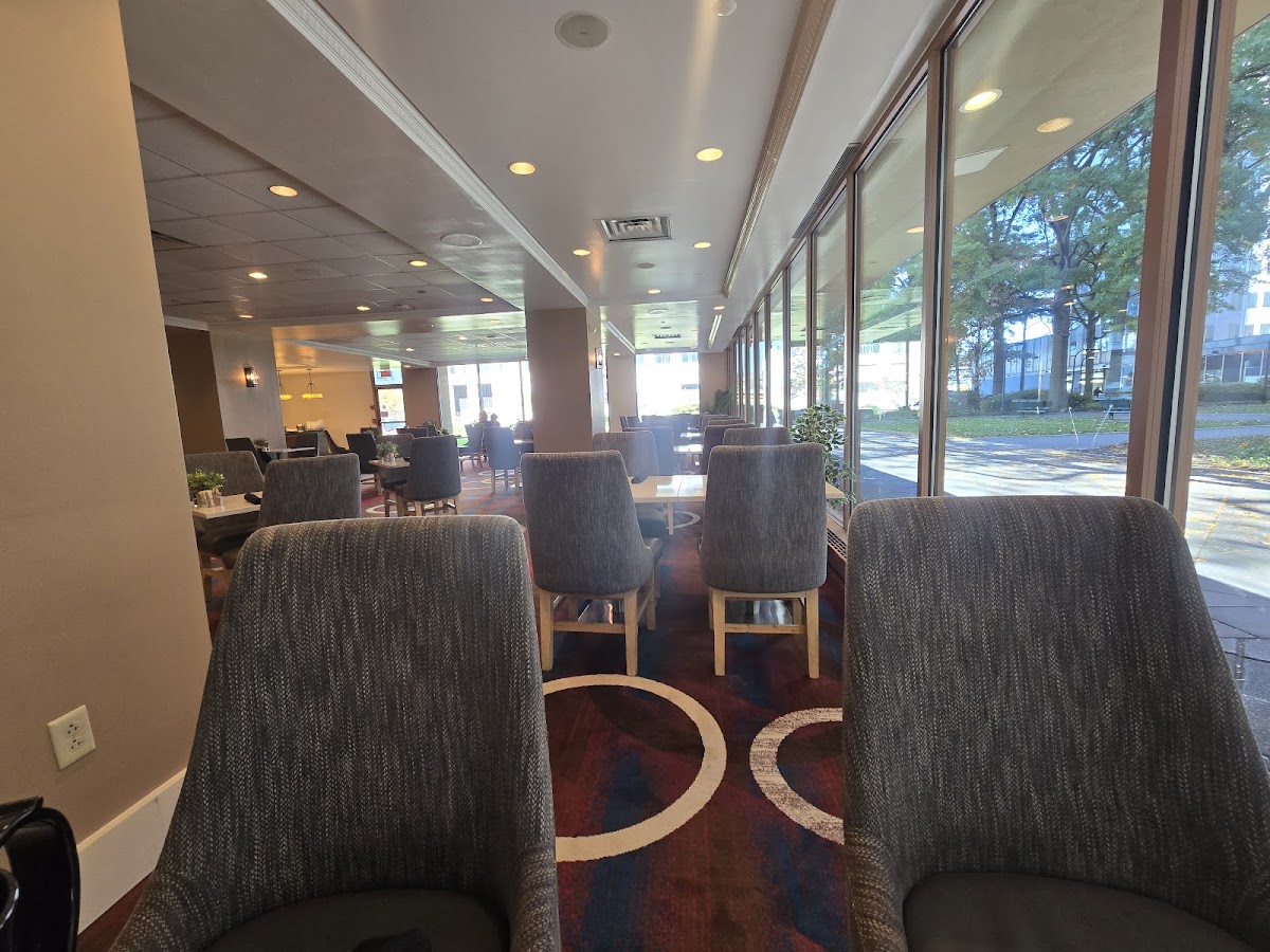 3 Rivers Restaurant And Lounge