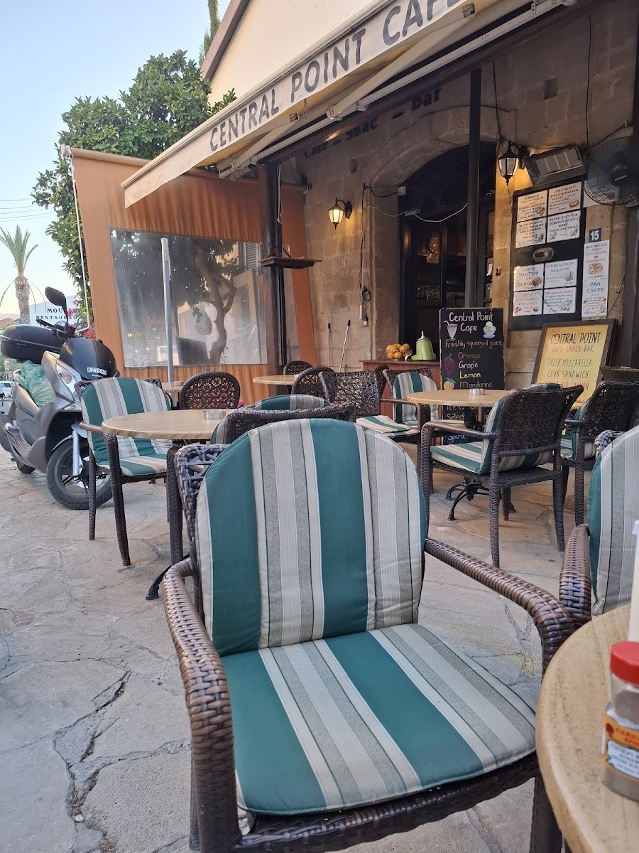 Central Point Cafe