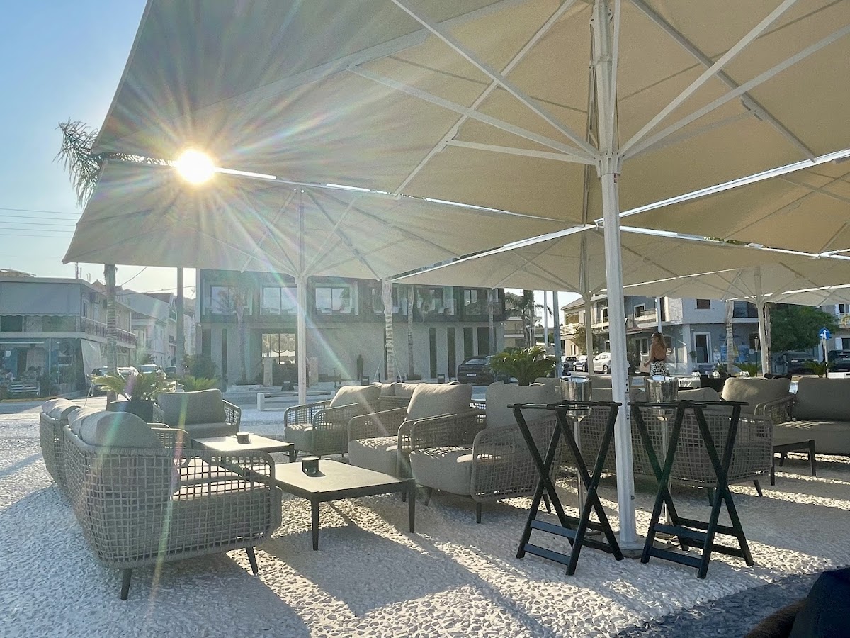 Costa D'oro Restaurant