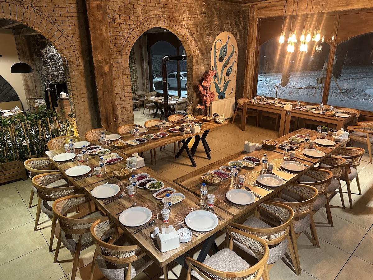 Divan-I Kale Restaurant & Yöresel Lezzetler
