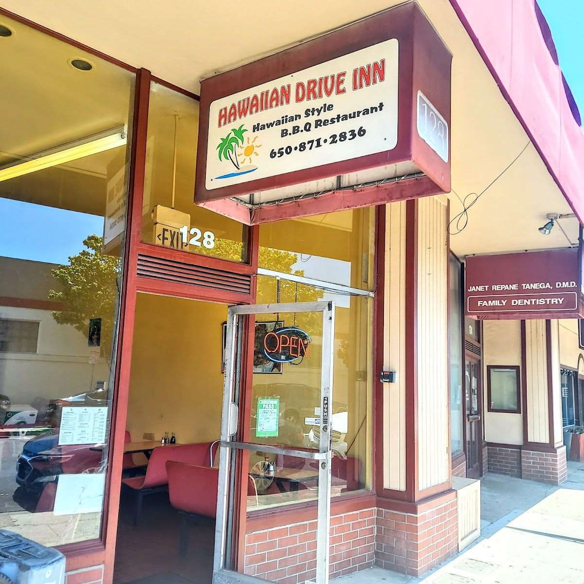 Hawaiian Drive Inn