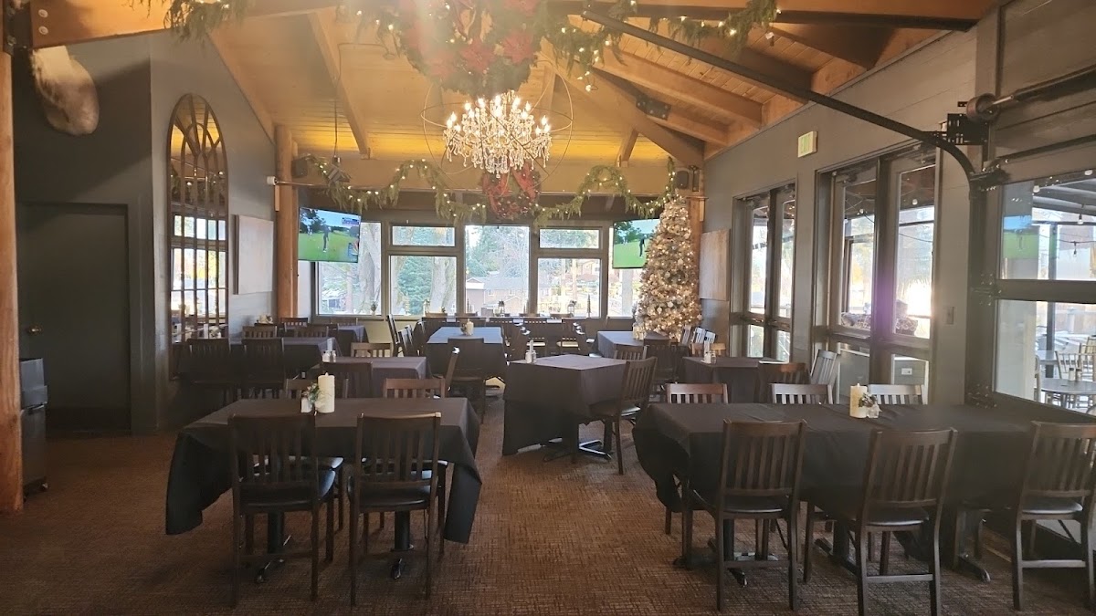 Lakeside Grill At Tapps Island
