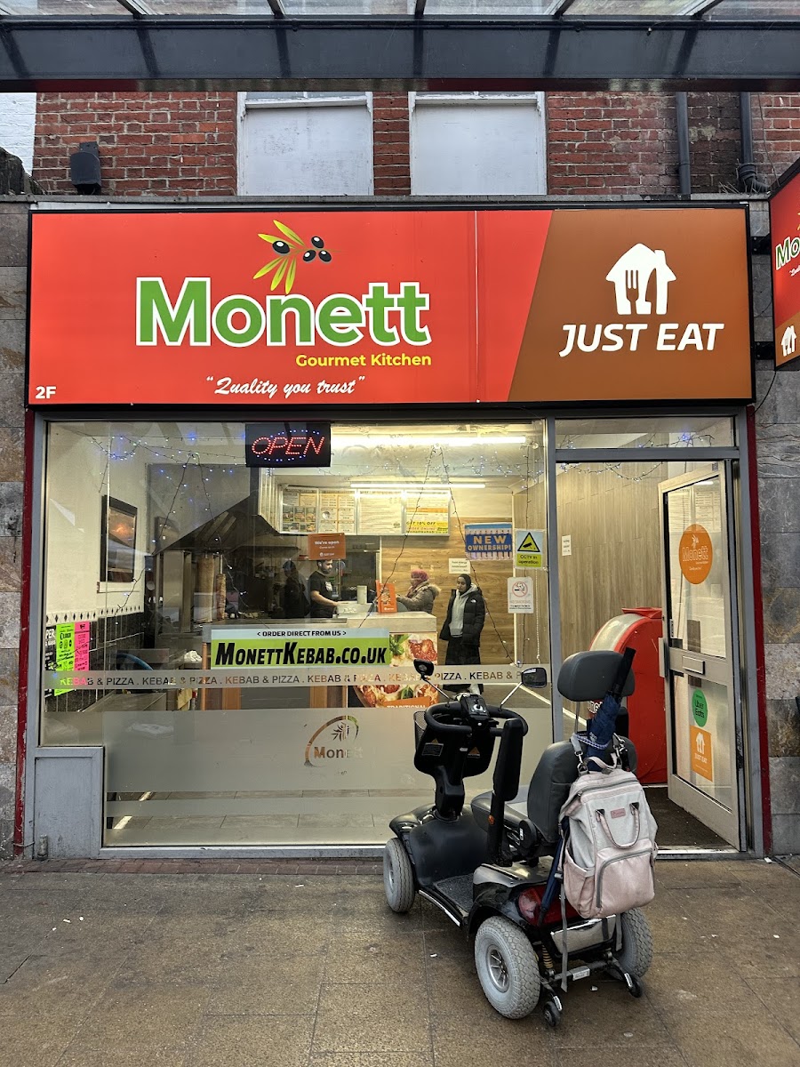 Monett Kebab & Pizza