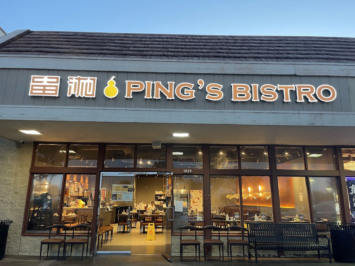 Ping's Bistro Rowland