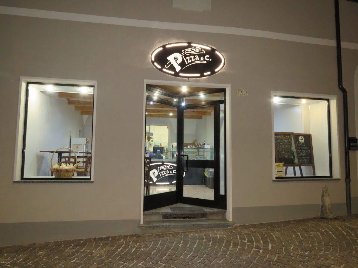 Pizza & C. Carrù
