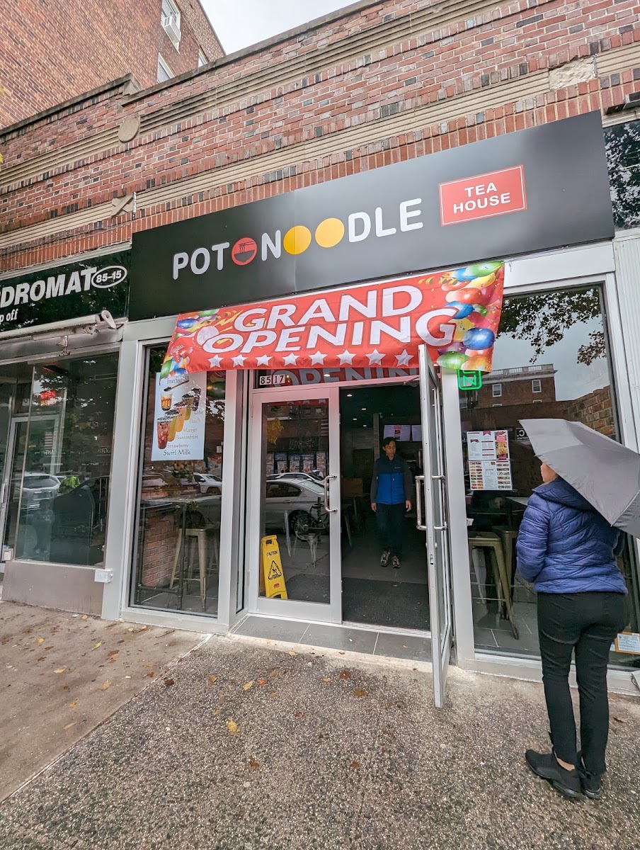 Pop Pot Noodle & Tea House