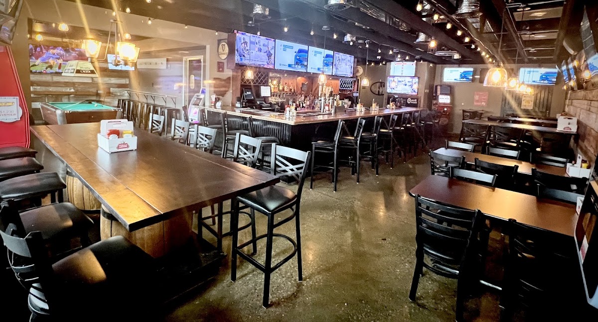 Powell Bar & Grill