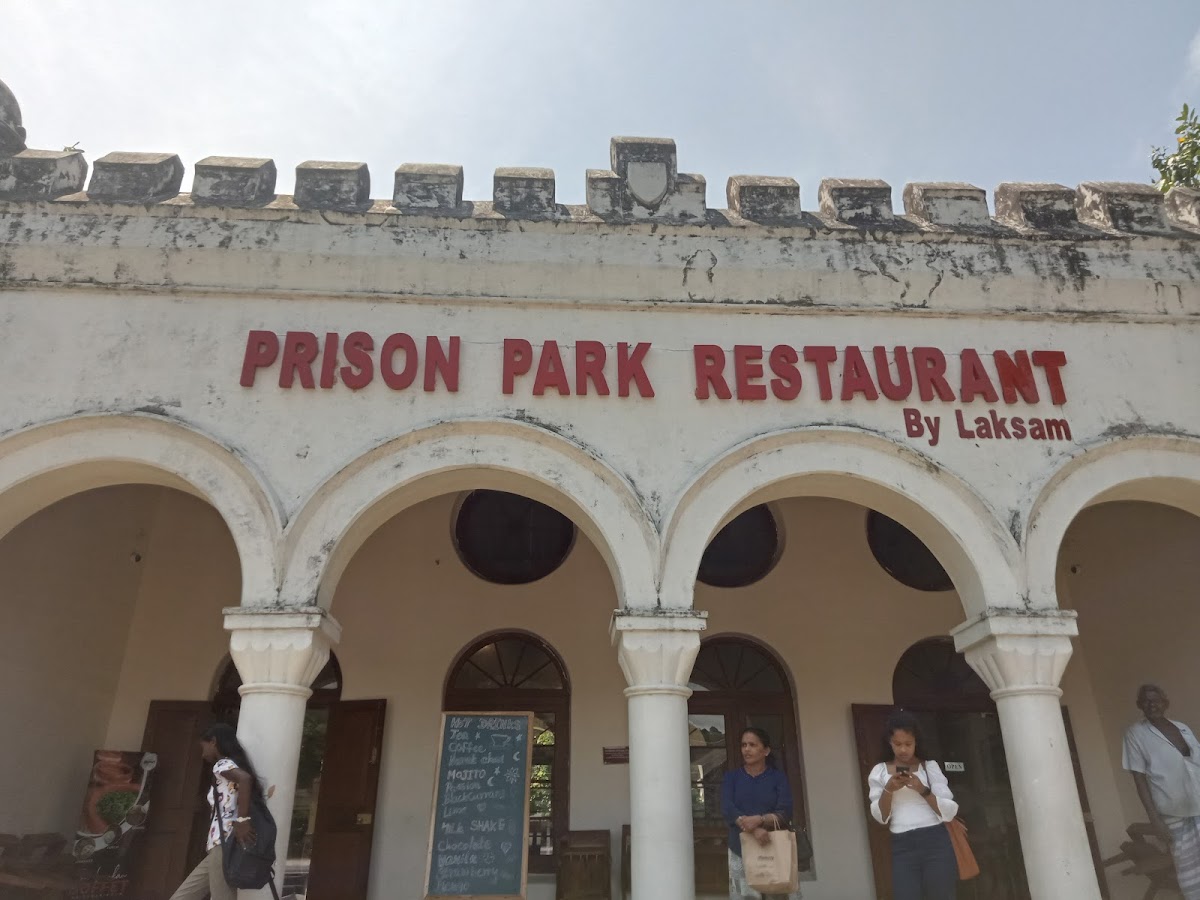 Prison Park Bogambara By Laksam