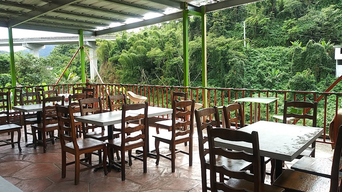 Restaurante Vista Al Río