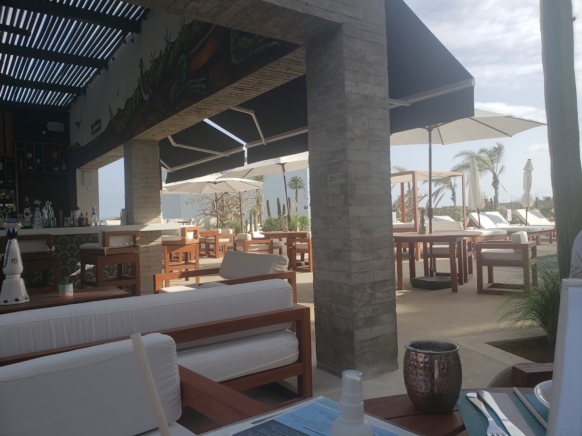 Surfside Bar & Grill
