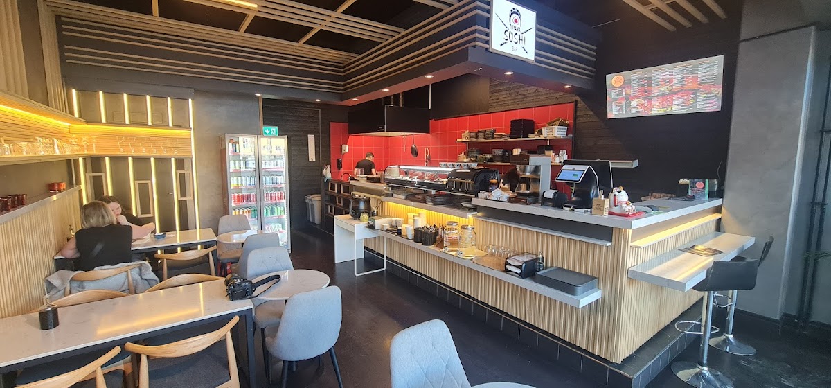 Tuyama Sushi