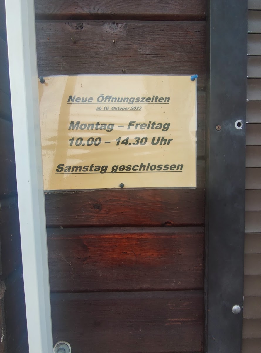 Zimmi's Futterhütte